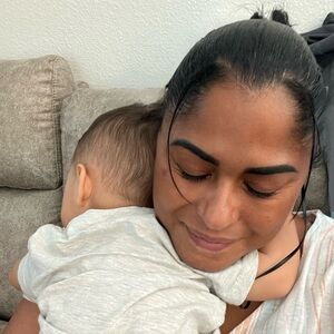 Welcome! Gently used finds at great prices. Feel free to make an offer!